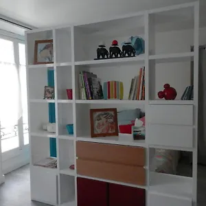Апартаменты Charly, Париж