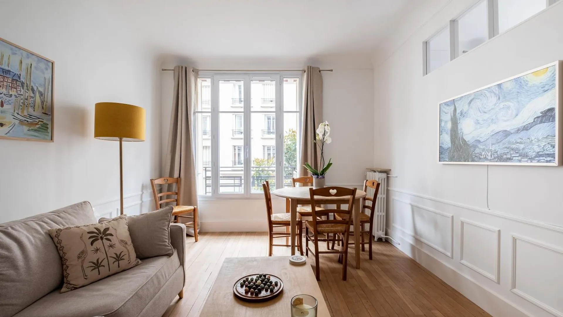 Veeve - Birds Of Paradise Paris Apartment