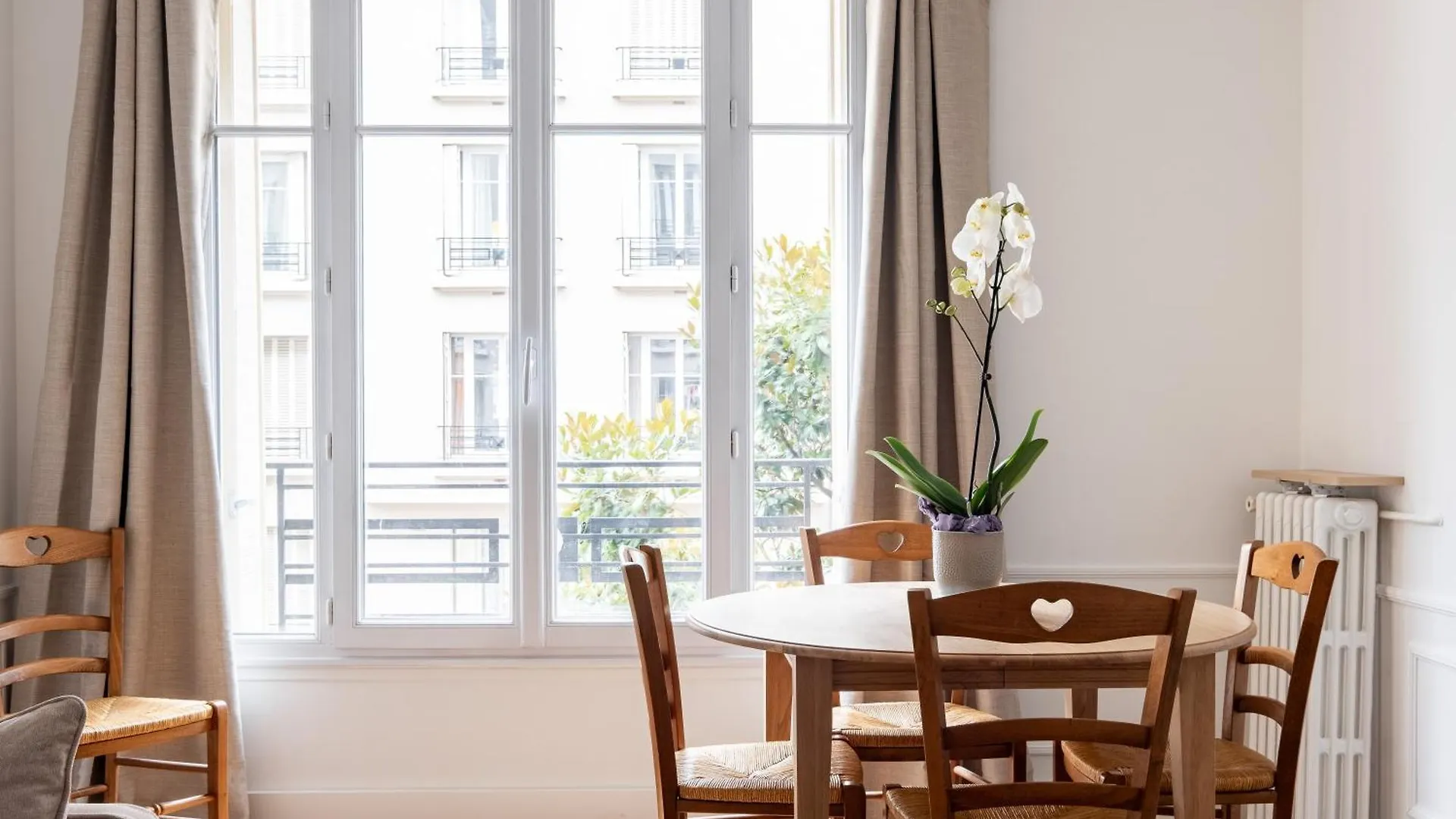 Apartment Veeve - Birds Of Paradise Paris France